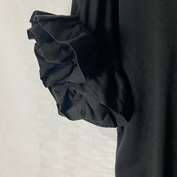 RO & DE ruffled short sleeve top in black - Medium - Picture 4 of 5